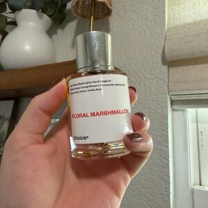 Dossier Floral Marshmallow Perfume